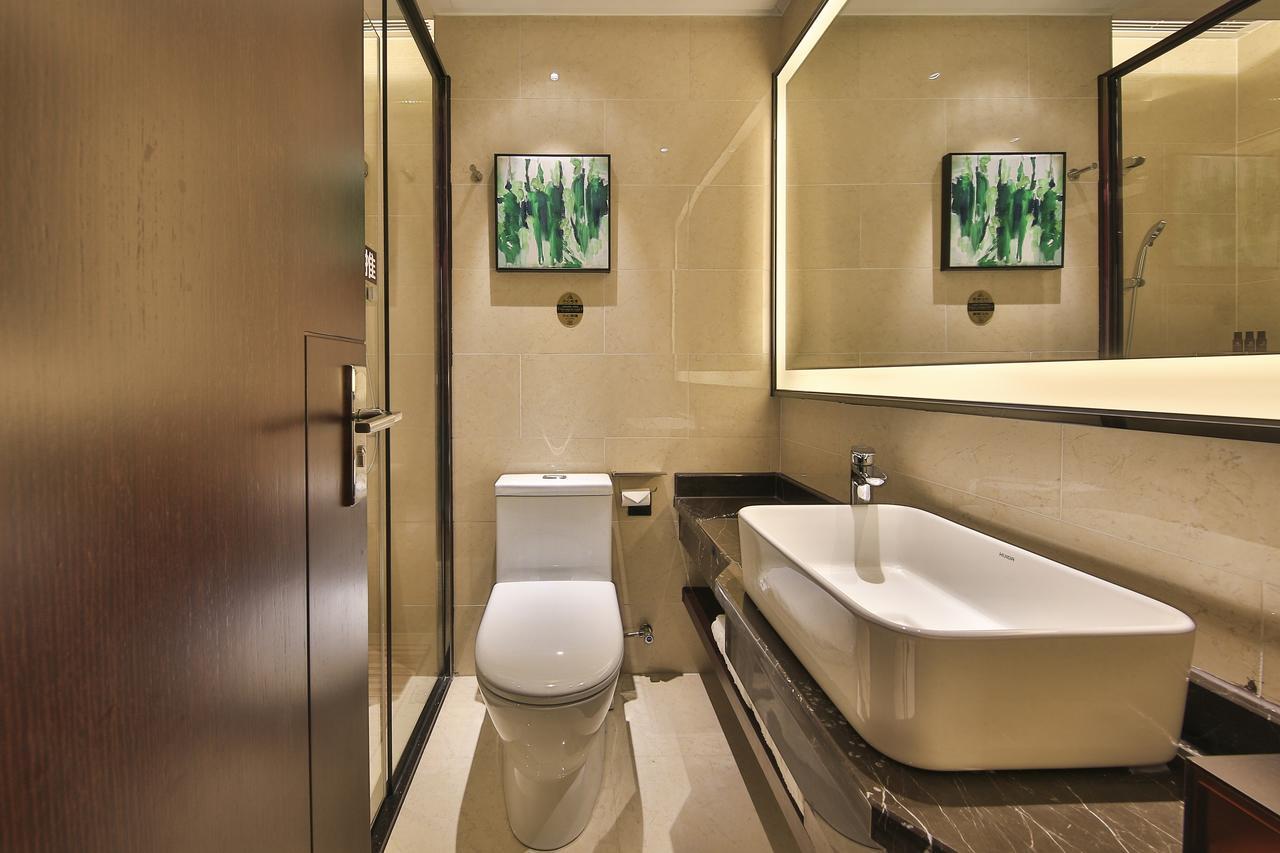 Fancy Hotel Thẩm Quyến Ngoại thất bức ảnh