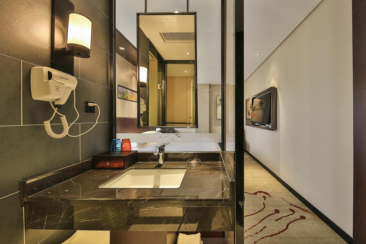 Fancy Hotel Thẩm Quyến Ngoại thất bức ảnh